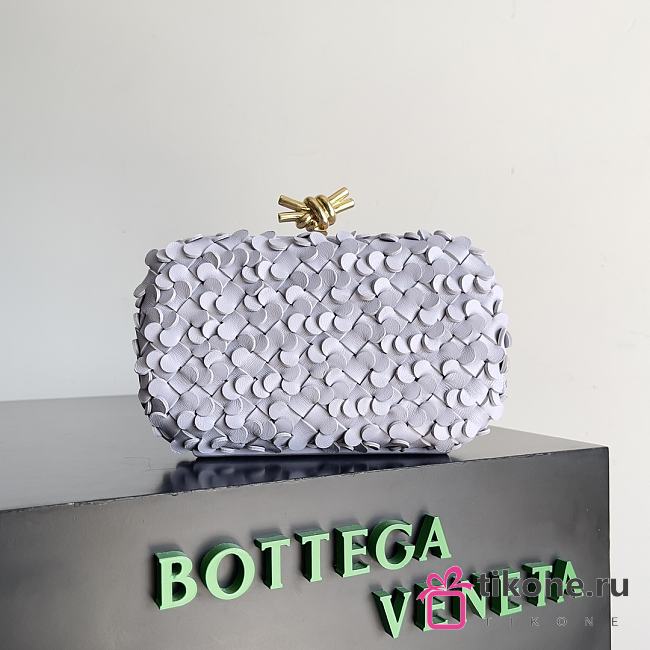 Bottega Veneta White Knot Minaudiere - 20.5x6x12.5cm - 1