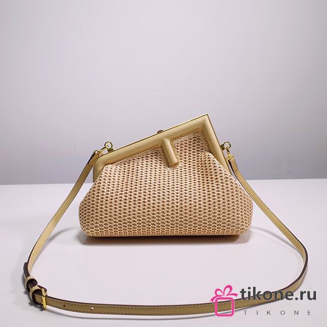 Fendi Small Raffia First Clutch With Straps - 26x9.5x18cm - 1