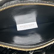 Bottega Veneta Black Kalimero Citta Shoulder Bag - 25x18x5.5cm - 5