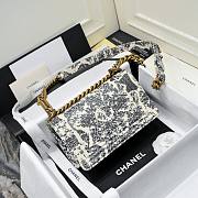 Chanel Boy Bag In Mini Cream 20cm - 5