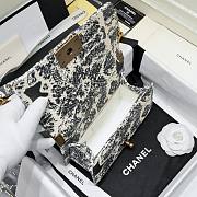 Chanel Boy Bag In Mini Cream 20cm - 3