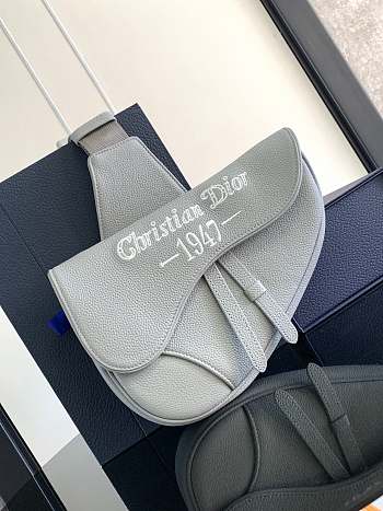 Dior Saddle Bag In Grey Leather - 26x19x4.5cm