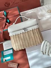 Loro Piana White Pocket Wicker Pouch 19cm - 1