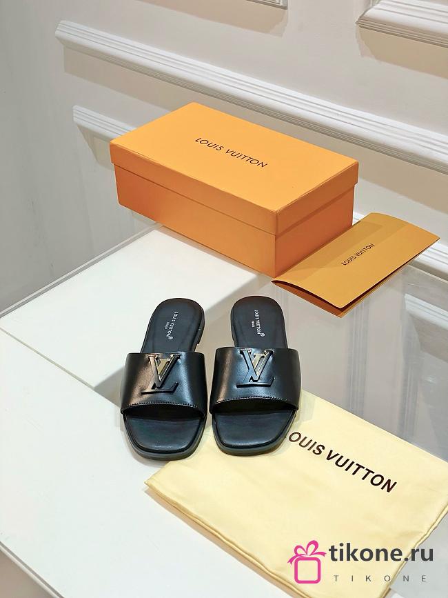 Louis Vuitton LV Black Slippers - 1