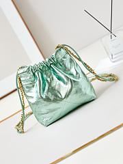 Chanel 22 Mini Light Green Hobo Bag - 19x20x6cm - 3