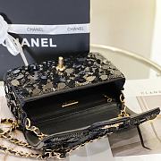 Chanel Black Sequin Flap Bag 20cm - 5