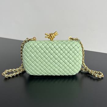 Bottega Veneta Fresh Green Knot - 19x11.5x5cm