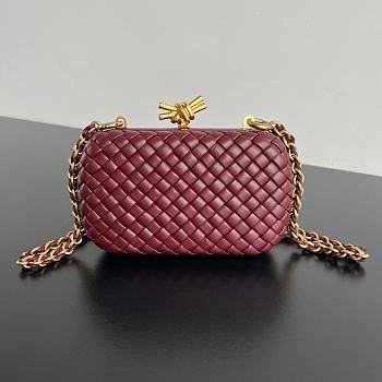 Bottega Veneta Burgundy Knot - 19x11.5x5cm