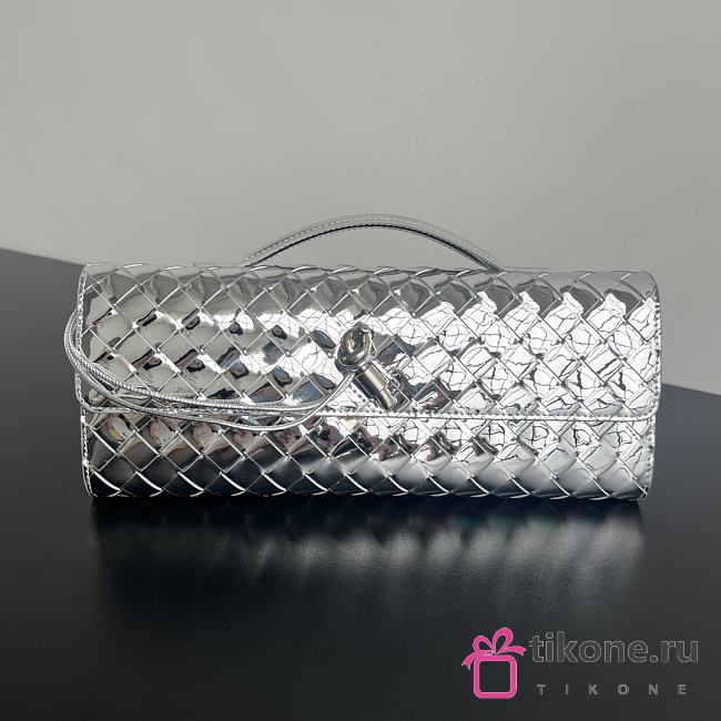 Bottega Veneta Andiamo Clutch Bag In Silver - 31x13x3cm - 1