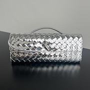 Bottega Veneta Andiamo Clutch Bag In Silver - 31x13x3cm - 1