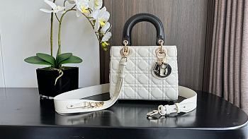 Dior Lady Black&White Handbag - 20x17x8cm