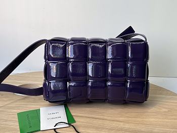 Bottega Veneta Small Purple Padded Bag - 26x18x8cm