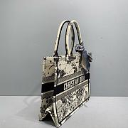 Dior Book Tote Medium Hercules Embroidered - 37x28x16cm - 5