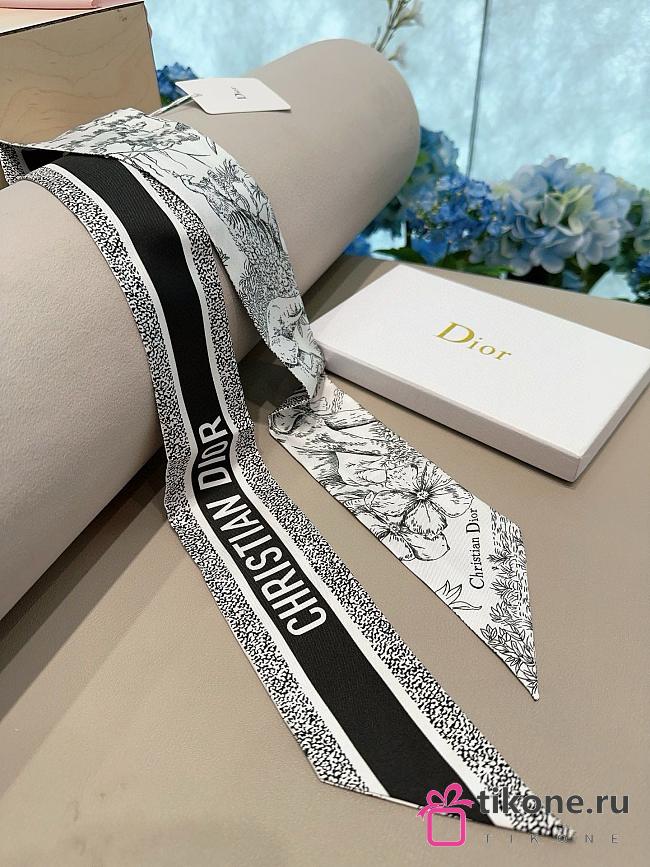 Dior Flower Black & White Patterns Scarf - 1