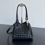 Bottega Veneta Small Andiamo Black Bag - 21x17x16.5cm - 1