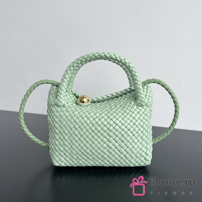 Bottega Veneta Tosca In Fresh Green Shoulder Bag - 20x15.5x7cm - 1