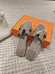 Hermes Oran Sandal Lizard Elephant Grey - 5