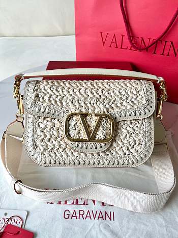 Valentino Garavani White Raffia Bag - 23.5x18x8cm