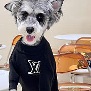 Louis Vuitton Pet Clothes 06 - 1