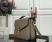 Louis Vuitton M44071 Pochette Taupe Bag - 25x19x7cm - 5