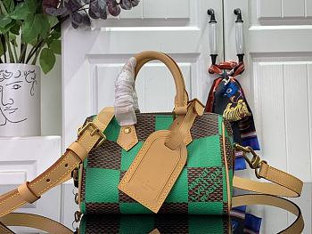 Louis Vuitton Speedy 18 Bandoulière Green Bag - 18x12x10cm