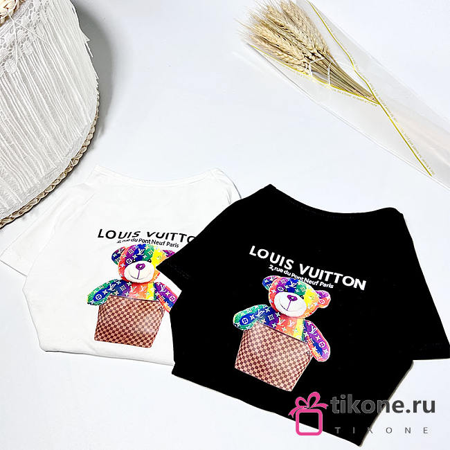 LV Pet Clothes 01 - 1