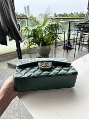 Chanel Classic Green Caviar Bag 23cm - 5