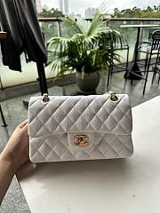 Chanel Classic White Caviar Gold Hardware Bag 23cm - 1