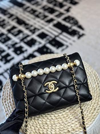 Chanel Small Ohanel 24A Black Lambskin Handbag - 13×19×7cm