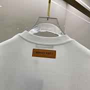 Louis Vuitton White Monogram T-shirt - 5