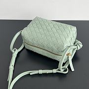 Bottega Veneta Small Loop Crossbody Bag In Sage - 19x12x9cm - 5