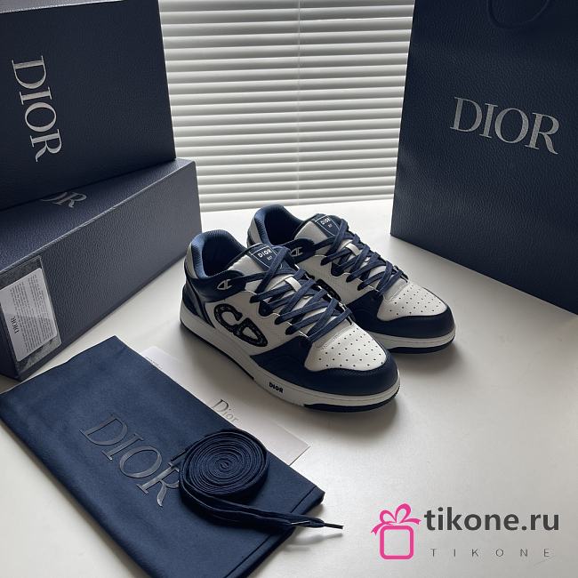 Dior B57 Low-Top Sneaker Navy Blue and White Smooth Calfskin - 1