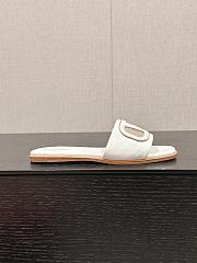 Valentino White Slippers - 4