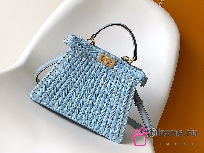 Fendi Blue Raffia Peekaboo ISeeU Medium Bag - 27x11x21cm - 1