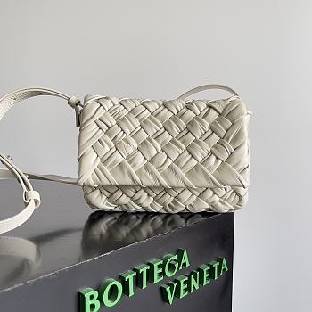 Bottega Veneta Citta In White Bag - 25x18x5.5cm