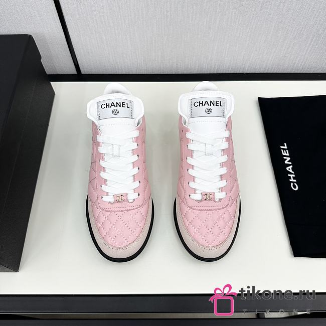 Chanel Low Top In Pink - 1