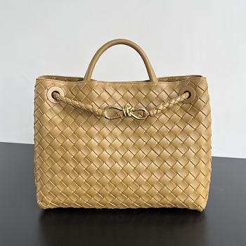 Bottega Veneta Small Andiamo Beige Bag - 32.5x24x12cm