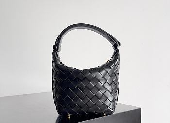 Bottega Veneta Mini Black Wallace Bag - 17x13.5x5cm