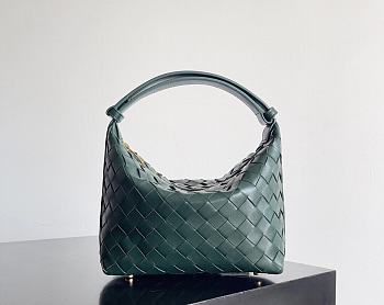 Bottega Veneta Candy Green Wallace Bag - 22x13x9cm