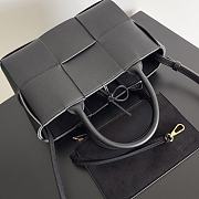 Bottega Veneta Black Candy Acro Bag - 25x16x8cm - 5