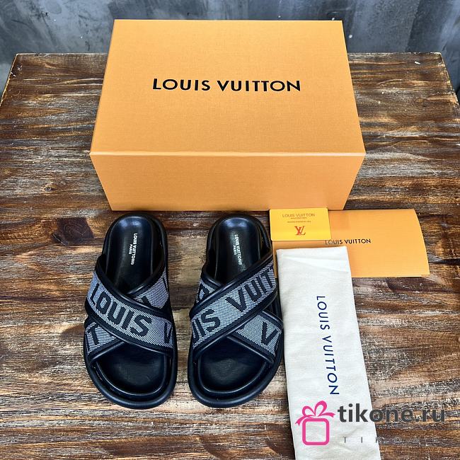 LV Venice Black Slippers - 1