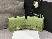 Chanel Mini Classic Green Caviar Handbag 17cm - 3