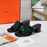 Hermes Oiran Green Velvet Sandals - 1