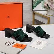 Hermes Oiran Green Velvet Sandals - 4