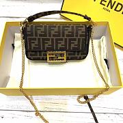 Fendi Baguette Brown Handbag 19cm - 4