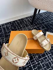 Louis Vuitton Down Beige Sandals - 2