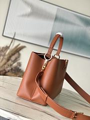 Louis Vuitton M24620 Capucines Souple Brown Bag - 38×23×16cm - 5