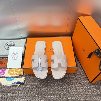 Hermes Oran Full White Sandals