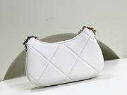 Chanel White Hobo Handbag - 11x20x5cm - 2