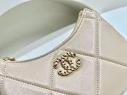 Chanel Beige Hobo Handbag - 11x20x5cm - 2